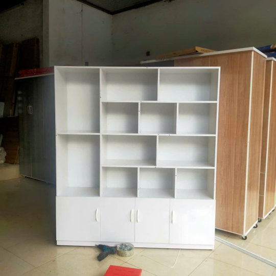 Kệ trang trí KTT1